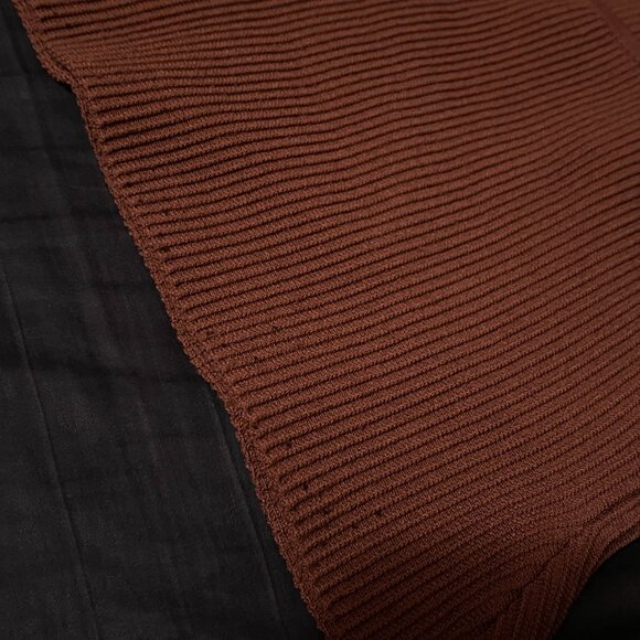 Babaton SCULPT KNIT BACKLESS HALTER TOP in Sundried Red - Picture 5 of 7